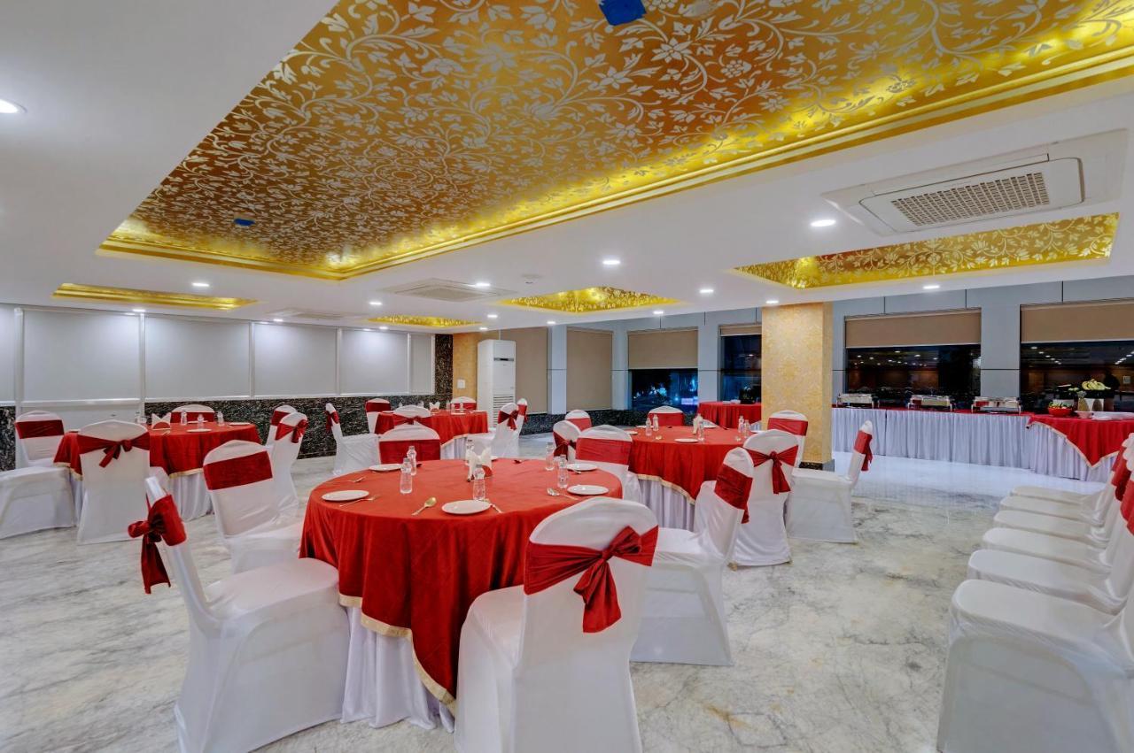 Click Collection Jaipur, Sindhi Camp Hotel Ngoại thất bức ảnh