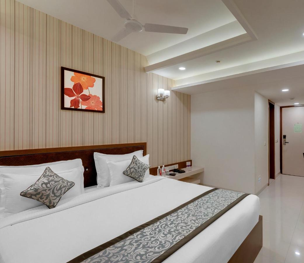 Click Collection Jaipur, Sindhi Camp Hotel Ngoại thất bức ảnh